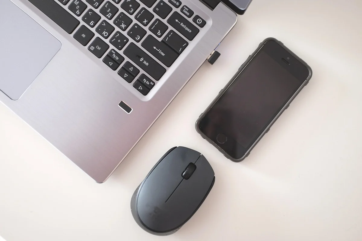 Decoding The Tech: Wi-Fi, DECT, Analog, and The 2026 Landscape